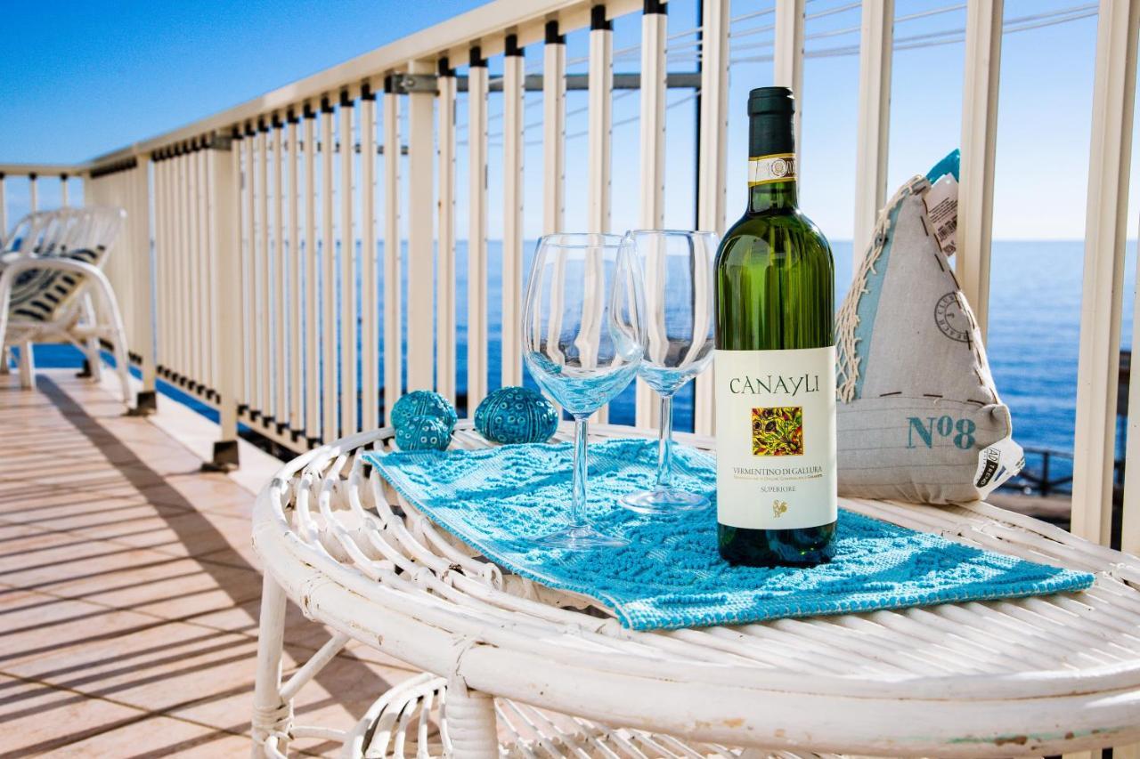 Terrazza Lungomare, E Sei In Spiaggia... Cala Gonone Exterior foto